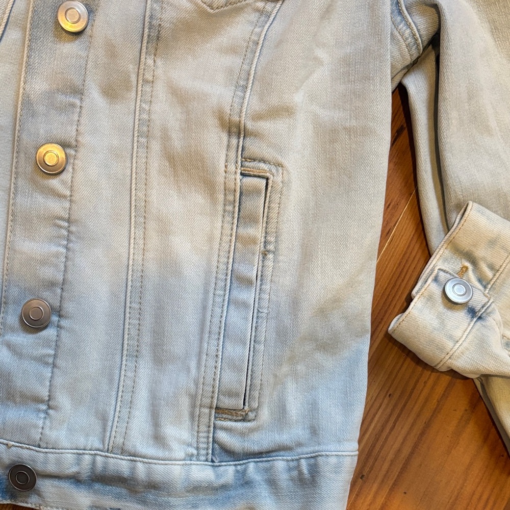 Denim jacket - Picture 4 of 6